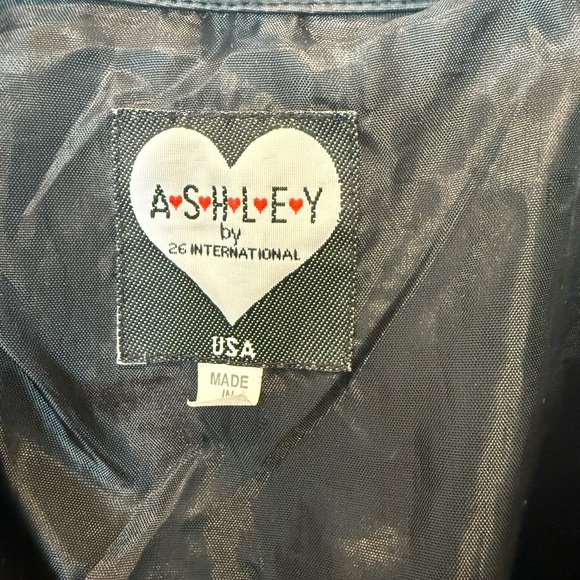 Ashley Black Ladies Rain Jacket.  Large. - Picture 4 of 6